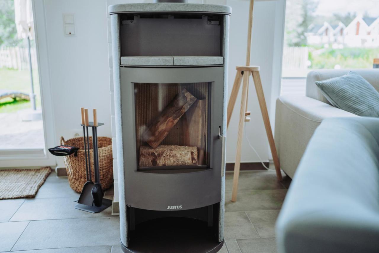Malerisch Am See Mit Kamin, Sauna & Whirlpool Nordhorn Exteriör bild